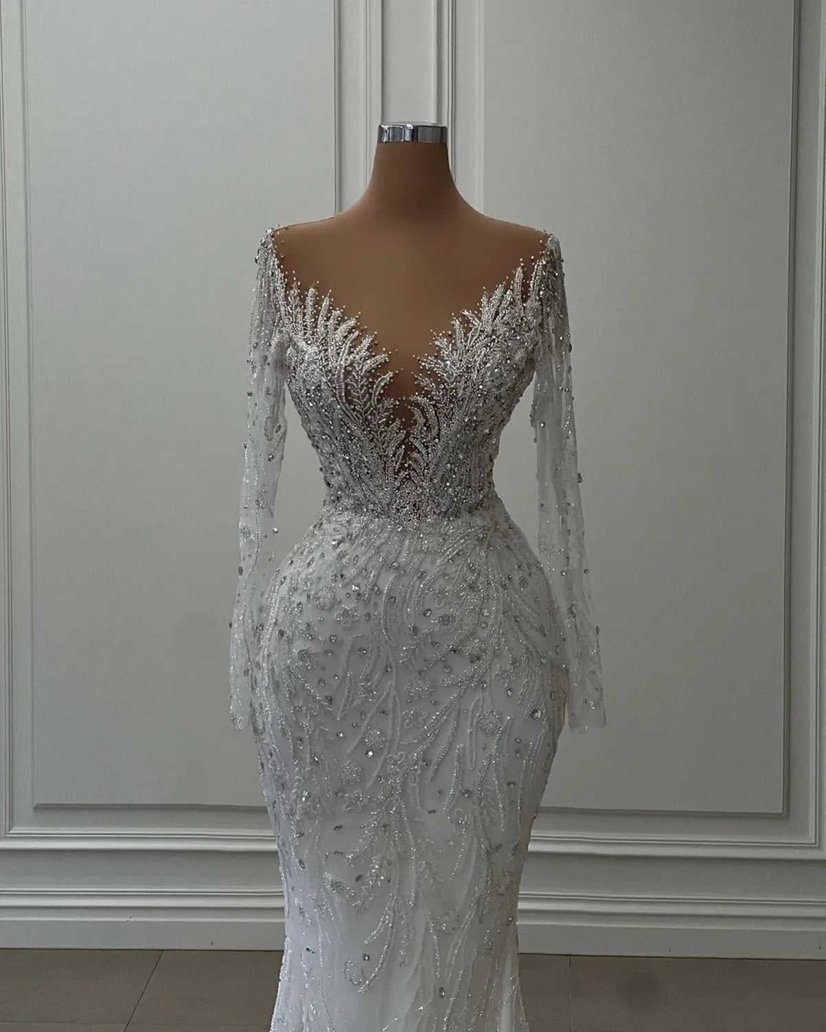 Vestido de Noiva Sereia em Renda com Cauda Removível e Pedrarias