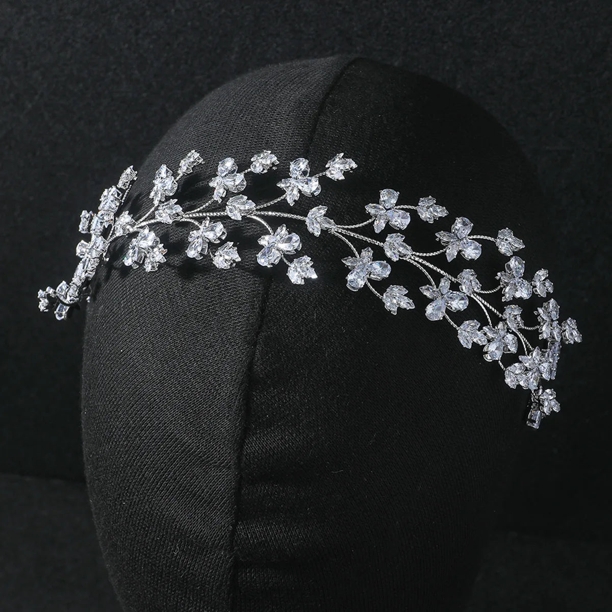 Tiara Luxo com Zircónias Cúbicas