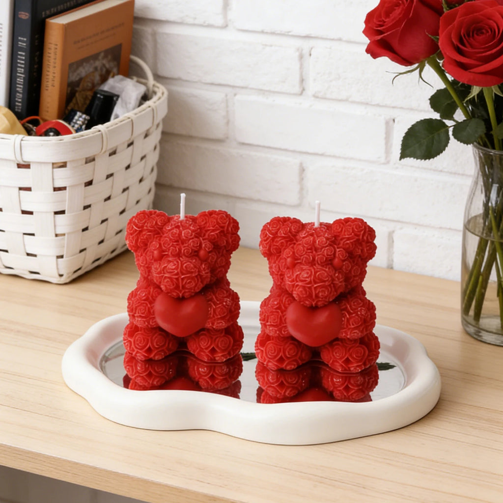 Vela Aromática Ursinho de Rosas — Lembrança Romântica e Presente Especial