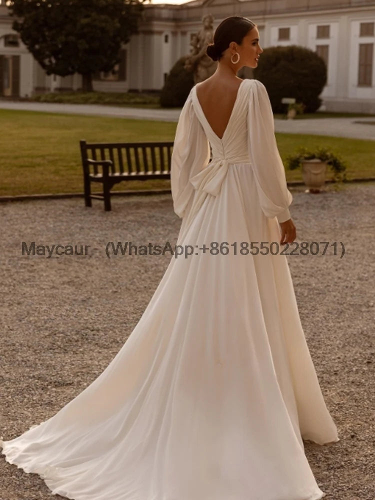 Vestido de Noiva em Chiffon A-Line com Decote em V e Mangas Bufantes