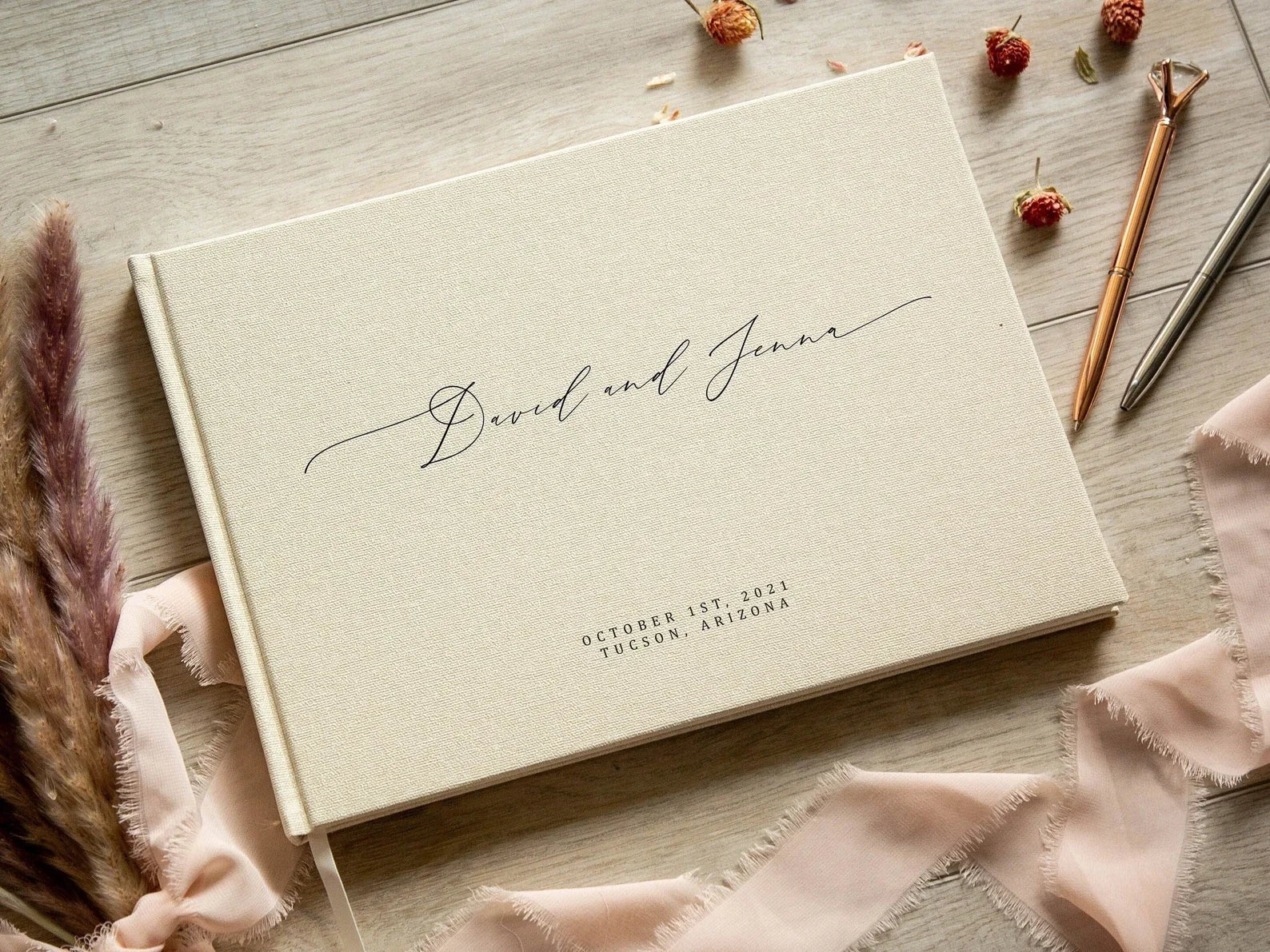 Livro de Honra em Linho Personalizado | Álbum Polaroid para Casamento e Noivado