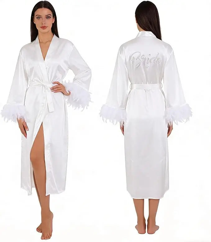Robe de Noiva com Penas CINOLE — Sensual, Elegante e Inesquecível