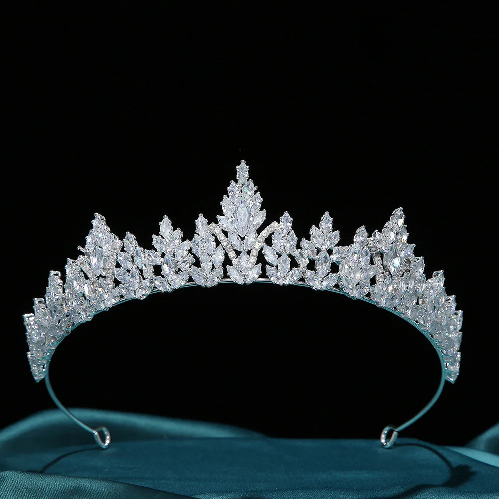 Tiara Luxo com Zircónias Cúbicas