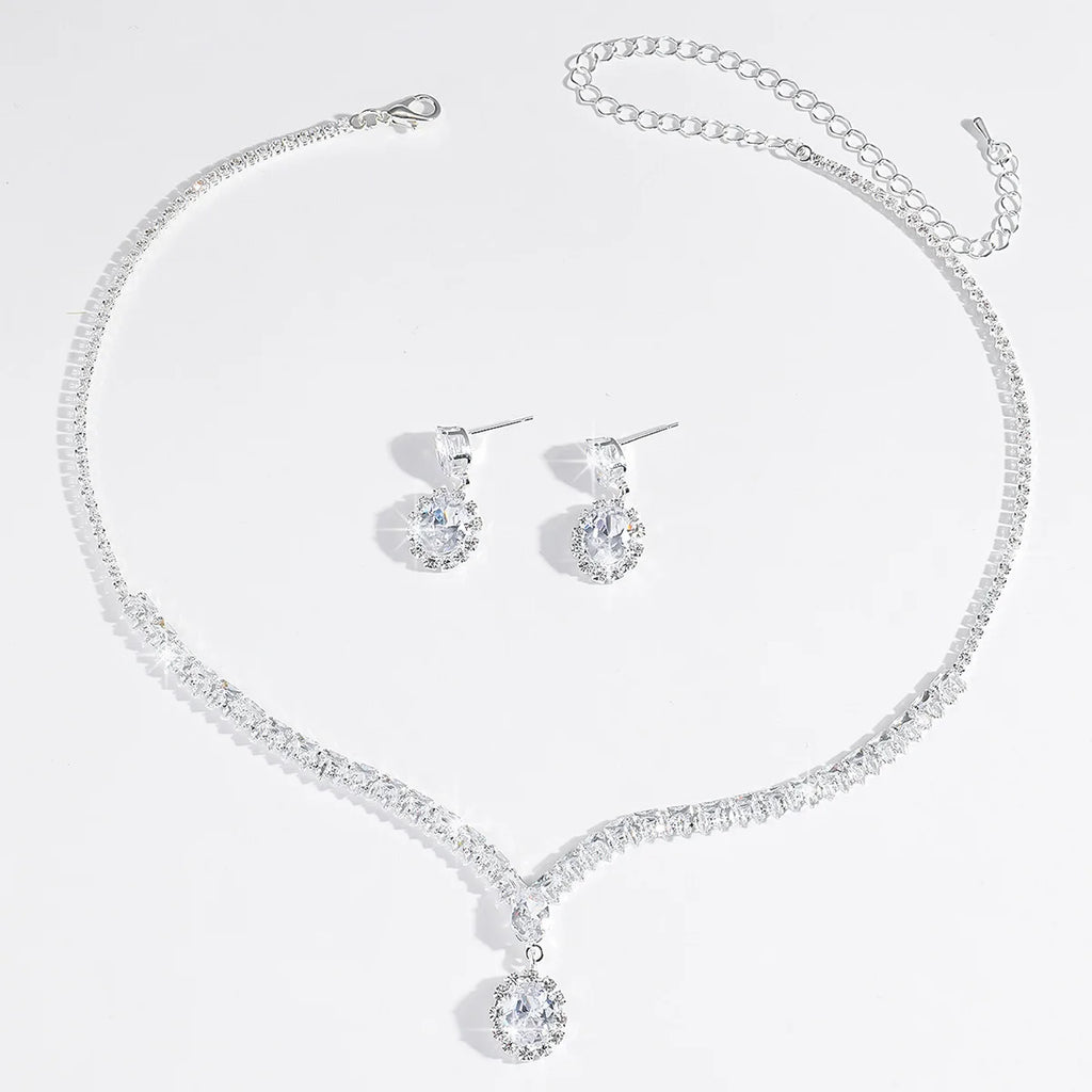 Conjunto de Joias com Zircónias – Colar e Brincos Elegantes