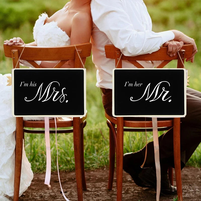 Quadro de Ardósia em Madeira "Mr & Mrs" | Placa Decorativa para Casamento