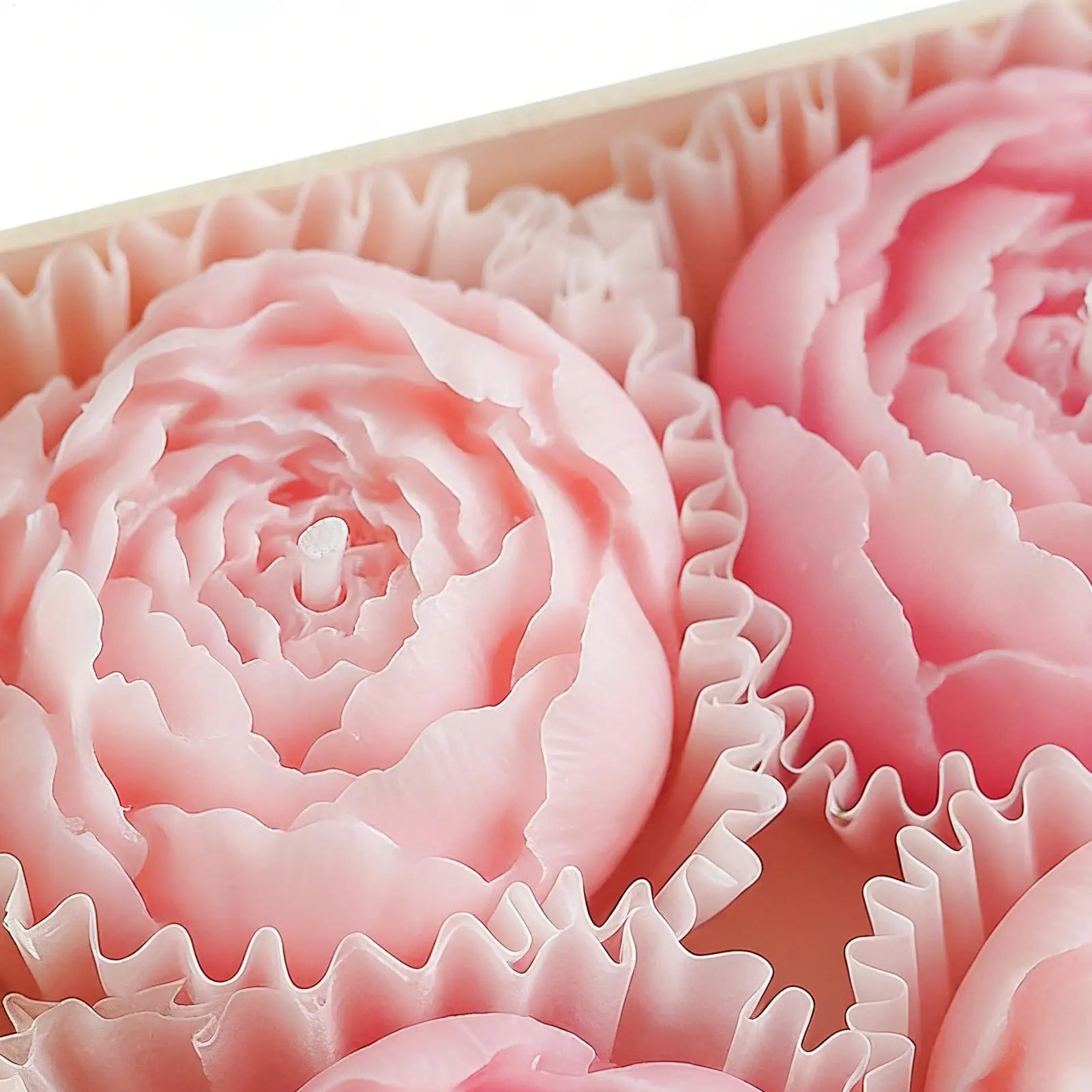 Velas Artesanais em Forma de Rosa — Kit com 4 Unidades