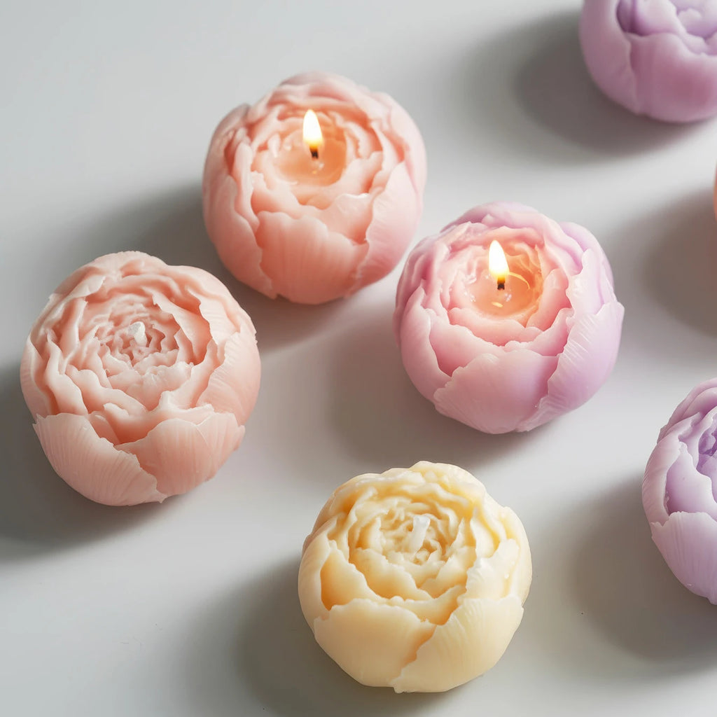 Kit com 4 Velas Artesanais em Forma de Rosa — Caixa Presente