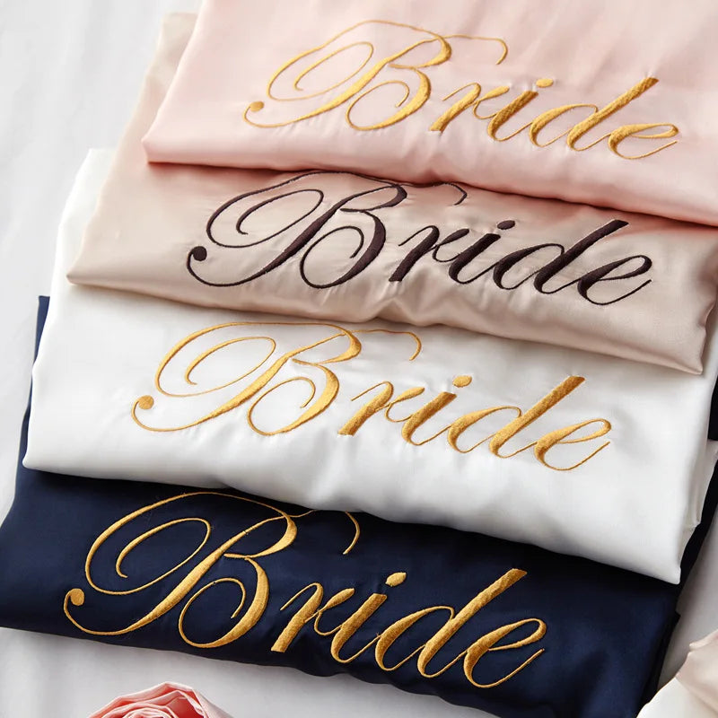 Robe de Cetim para Noiva com Bordado