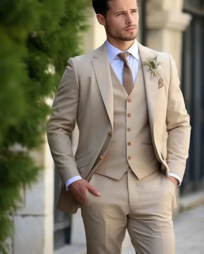 Fato Masculino Champagne – Conjunto de 3 Peças para Casamento e Eventos Formais