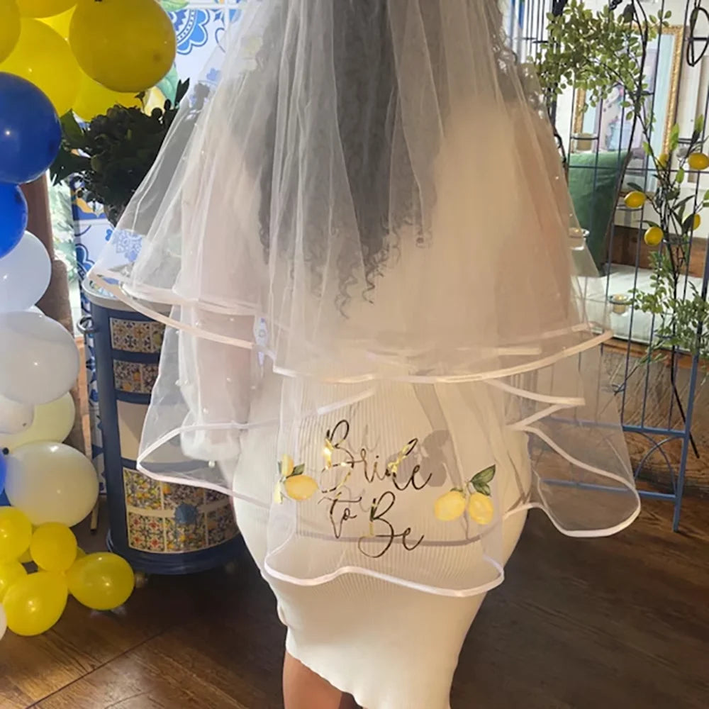 Véu "Bride to Be" com Limões – Acessório para Despedida de Solteira