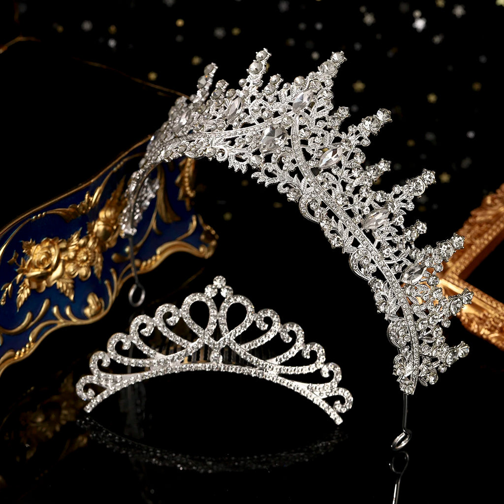 Conjunto de Tiaras em Cristal Prateado