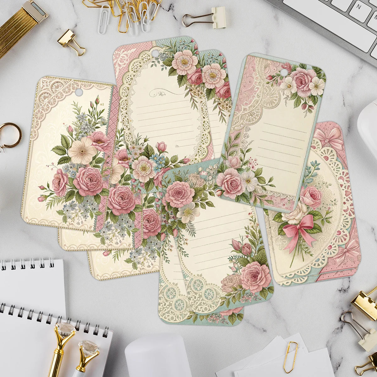 Conjunto de 50 Etiquetas Florais com Renda e Cordão – Para Lembranças de Casamento