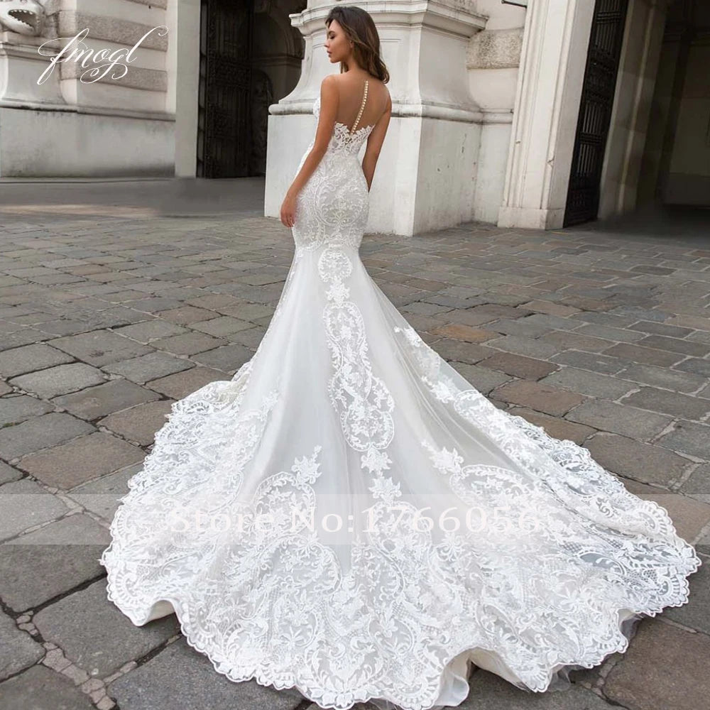 Vestido de Noiva Sereia em Renda com Decote Coração e Cauda Real