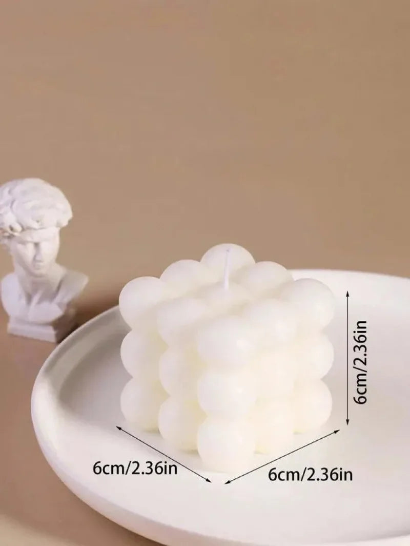 Vela Aromática em Forma de Cubo Mágico — Lembrança Elegante para Casamento