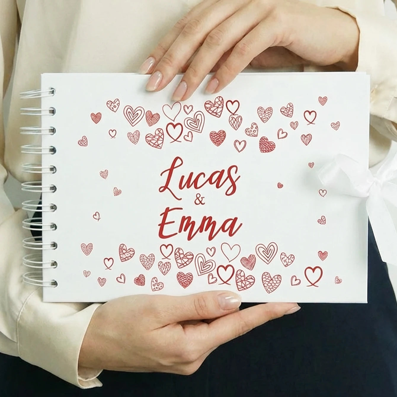 Livro de Honra Personalizado A5 com Laço e Coração | Álbum de Recordações para Casais