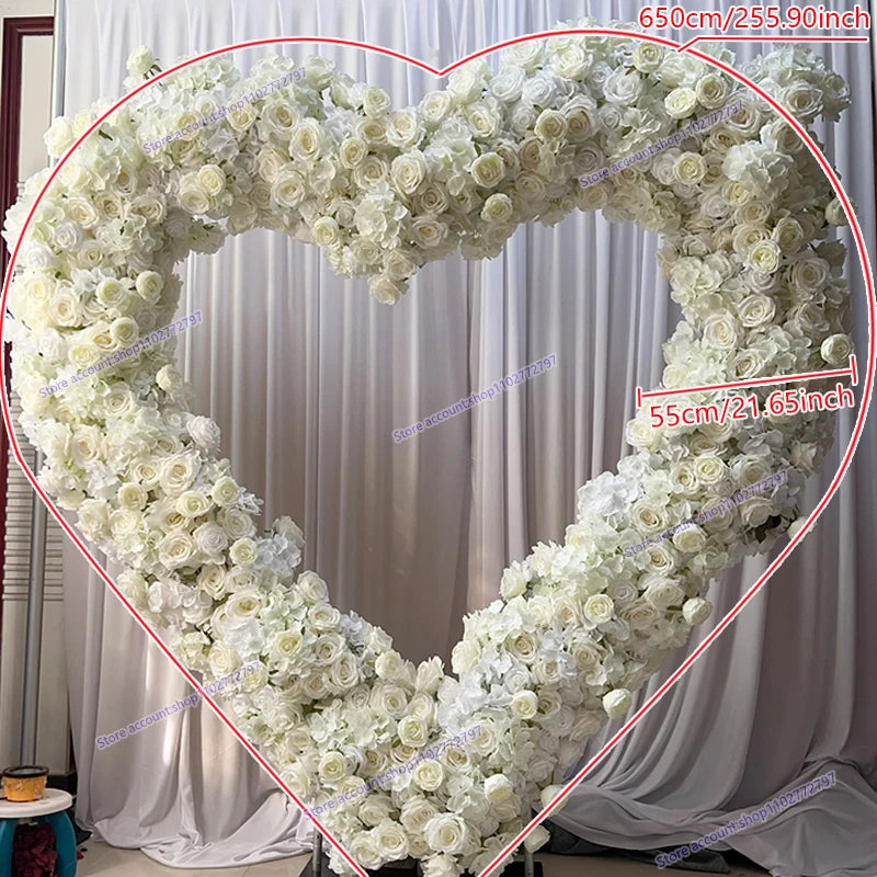 Arco Floral Artificial em Forma de Coração – Decoração Luxuosa para Casamentos