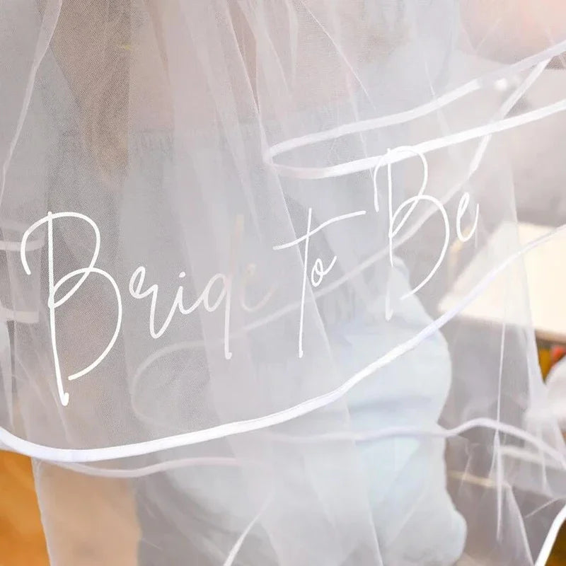 Kit "Bride to Be" – Faixa e Véu para Despedida de Solteira