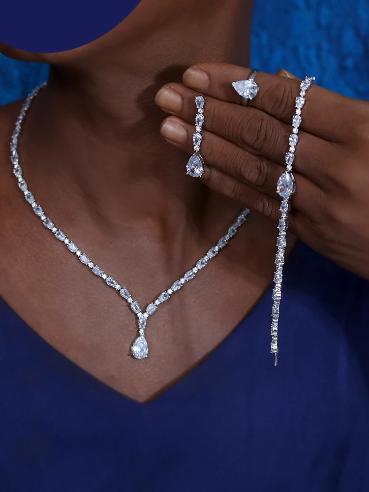 Conjunto de Joias de Noiva com Zircónias – Colar, Brincos, Pulseira e Anel