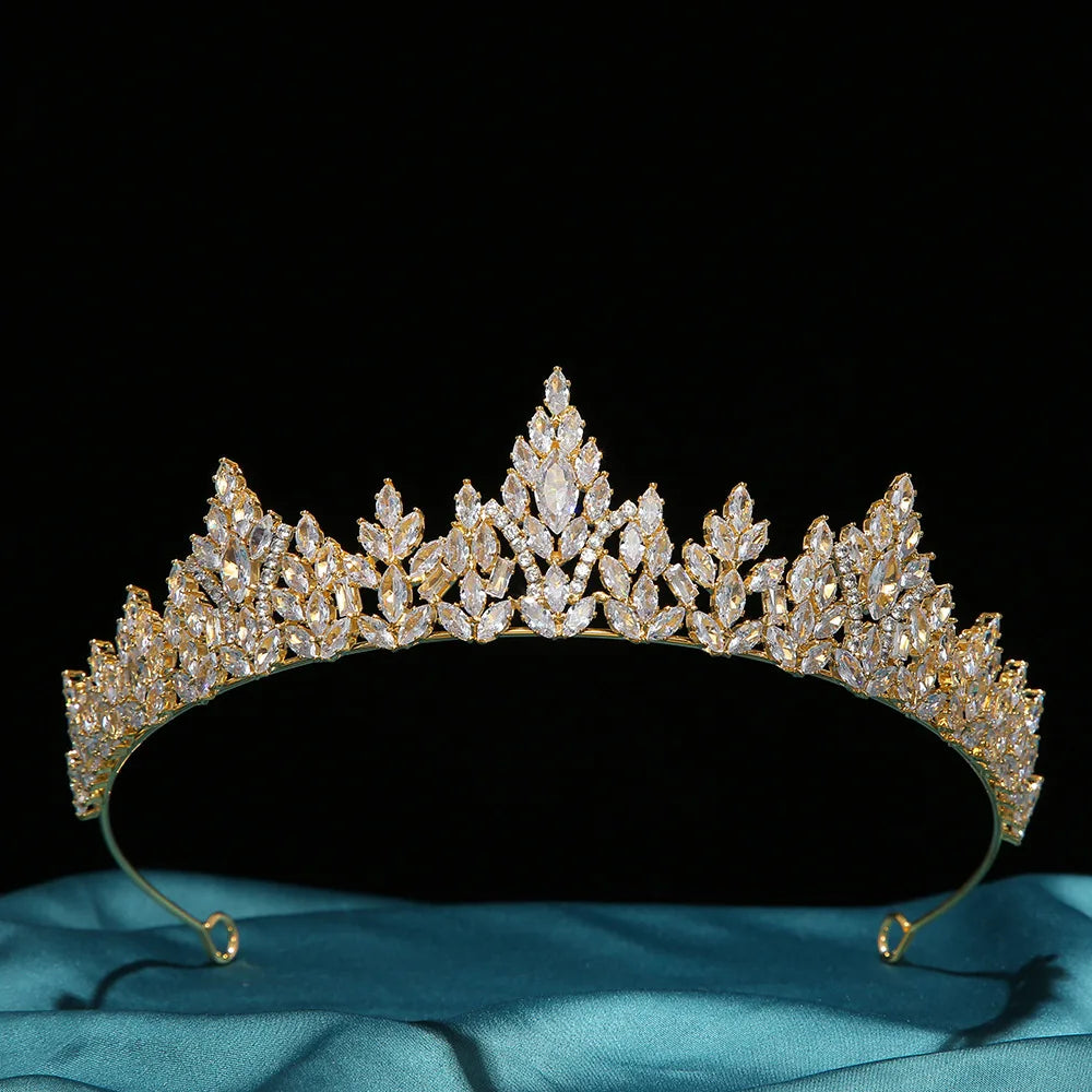 Tiara Luxo com Zircónias Cúbicas