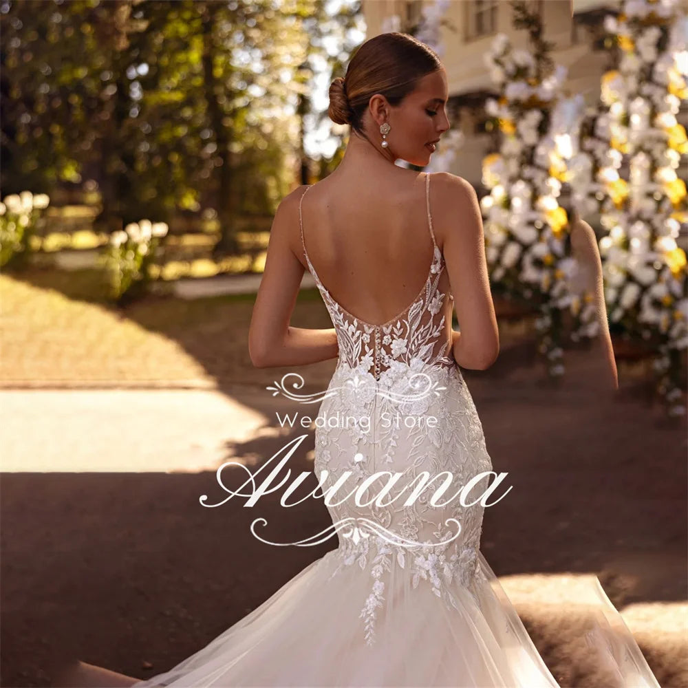 Vestido de Noiva Sereia Aviana — Tule com Renda e Bordado
